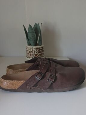 Birkenstock Boston Brown leather Clogs Size 41 Ladies 10 Mens 8